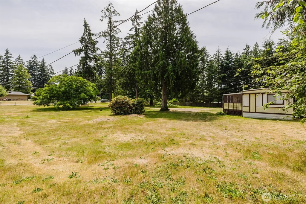 11435 Ogle Road NE Poulsbo WA 98370