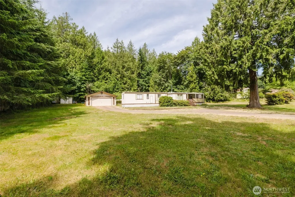 11435 Ogle Road NE Poulsbo WA 98370
