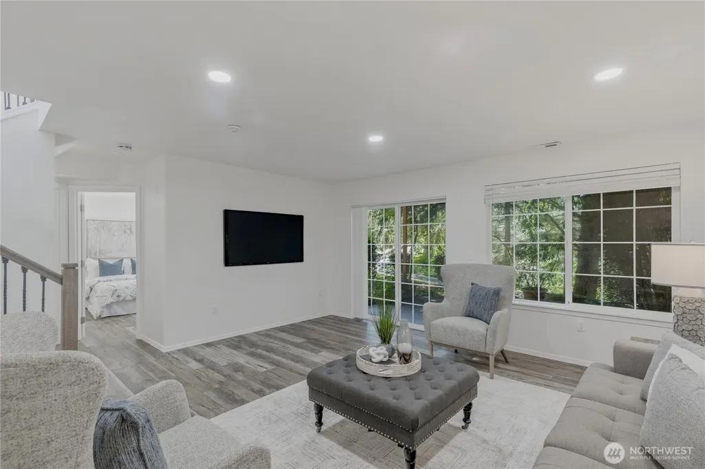 18585 NE 57th Street Redmond WA 98052
