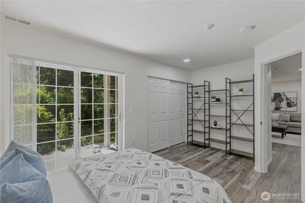 18585 NE 57th Street Redmond WA 98052