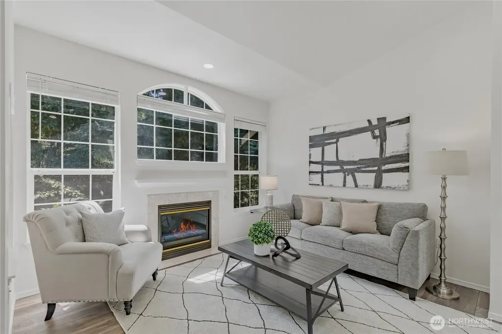 18585 NE 57th Street Redmond WA 98052