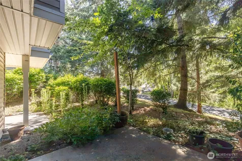 18585 NE 57th Street Redmond WA 98052