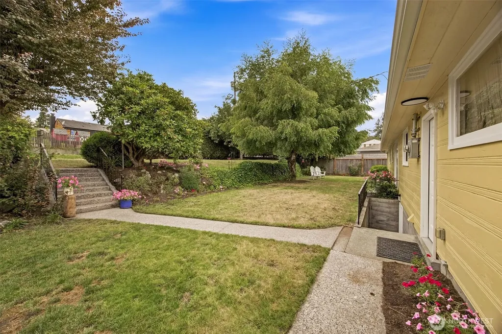 4832 Rucker Avenue Everett WA 98203