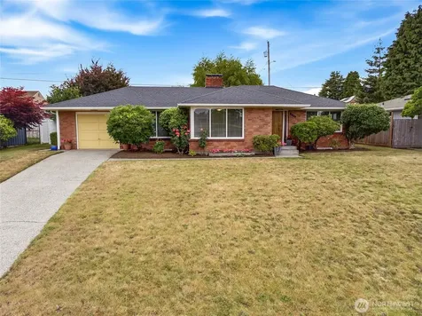 4832 Rucker Avenue Everett WA 98203