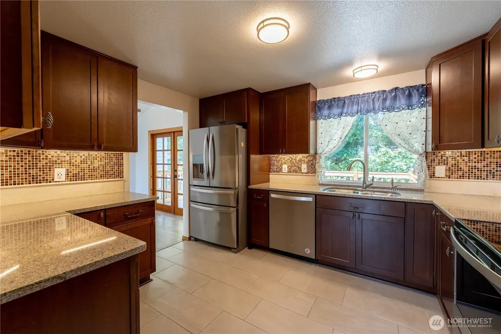 1127 204th Place SE Bothell WA 98012