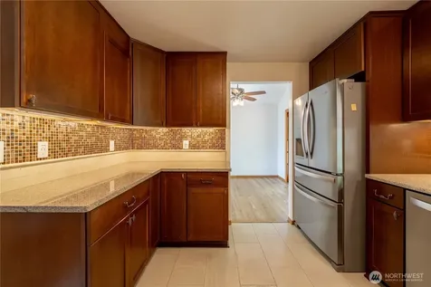 1127 204th Place SE Bothell WA 98012
