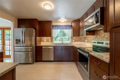 1127 204th Place SE Bothell WA 98012