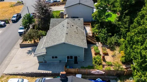 1127 204th Place SE Bothell WA 98012