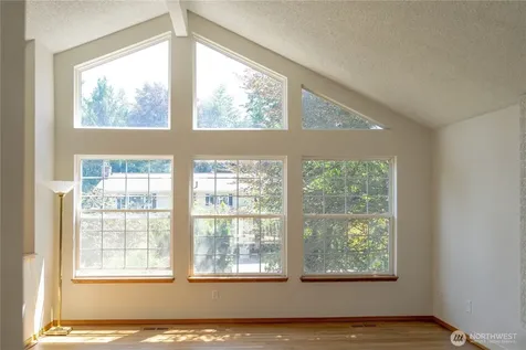1127 204th Place SE Bothell WA 98012