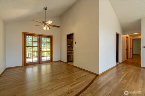 1127 204th Place SE Bothell WA 98012