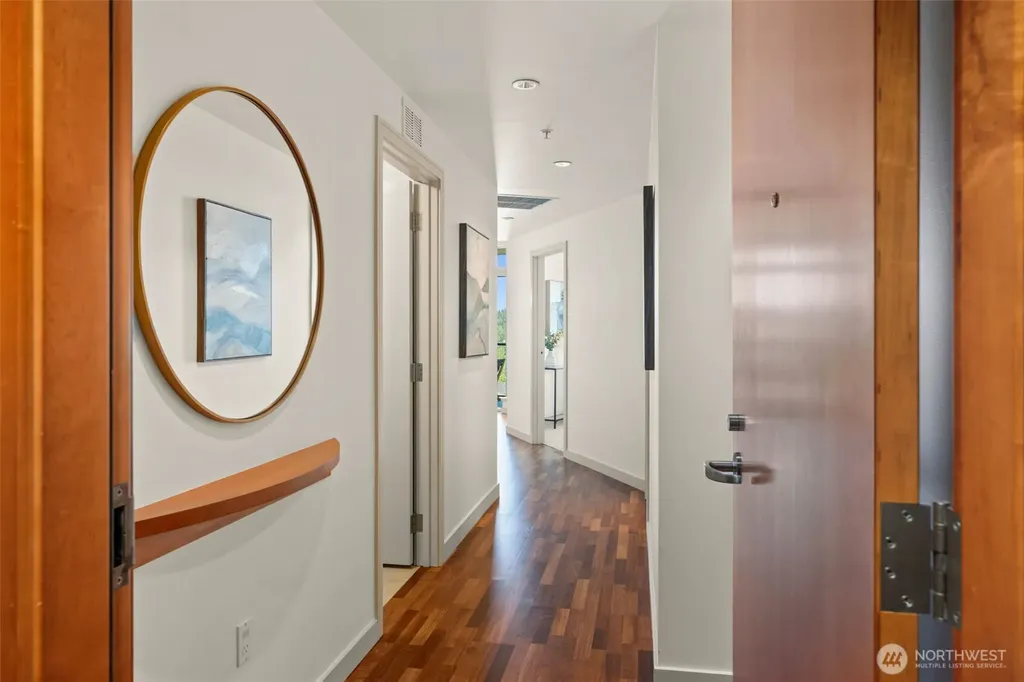 10650 NE 9th Place Bellevue WA 98004