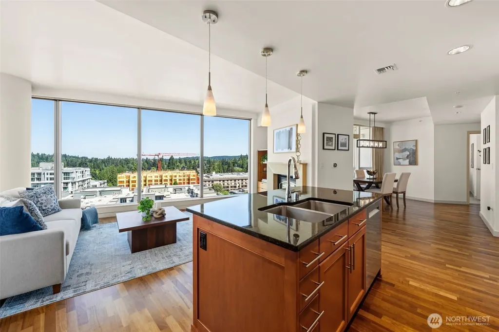 10650 NE 9th Place Bellevue WA 98004