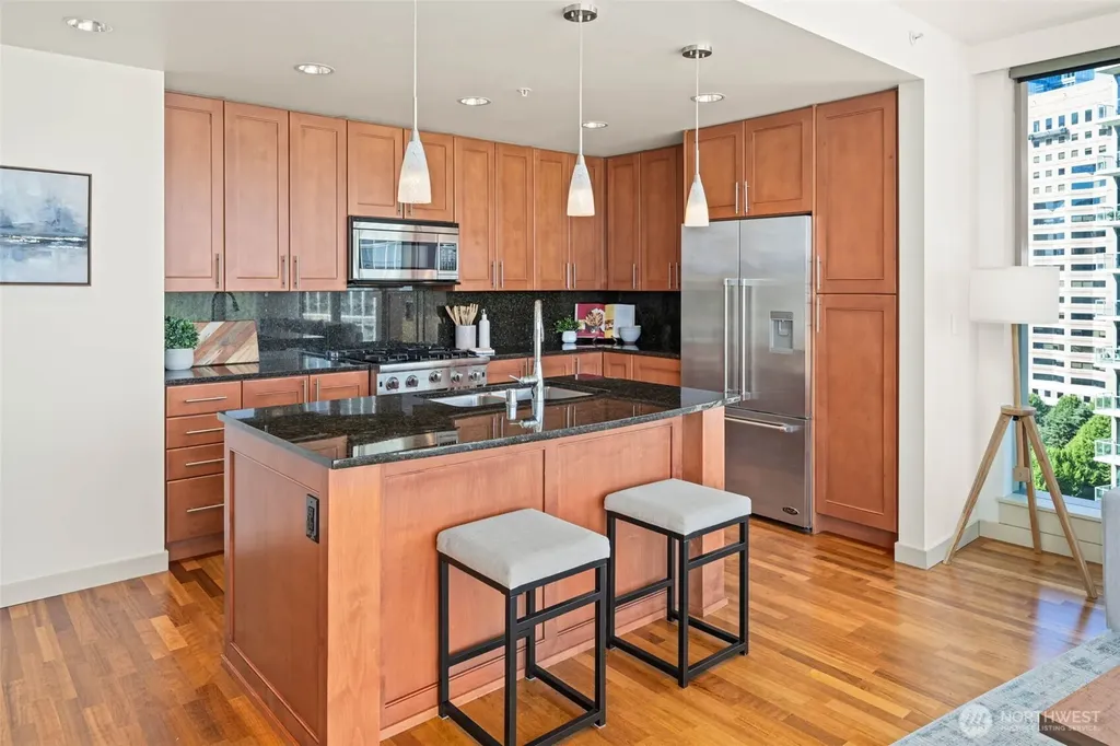 10650 NE 9th Place Bellevue WA 98004