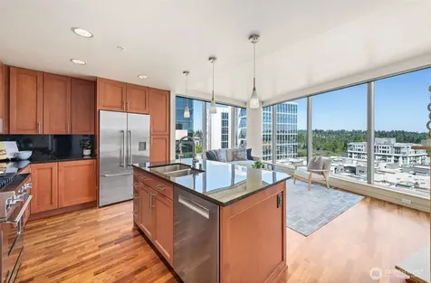 10650 NE 9th Place Bellevue WA 98004