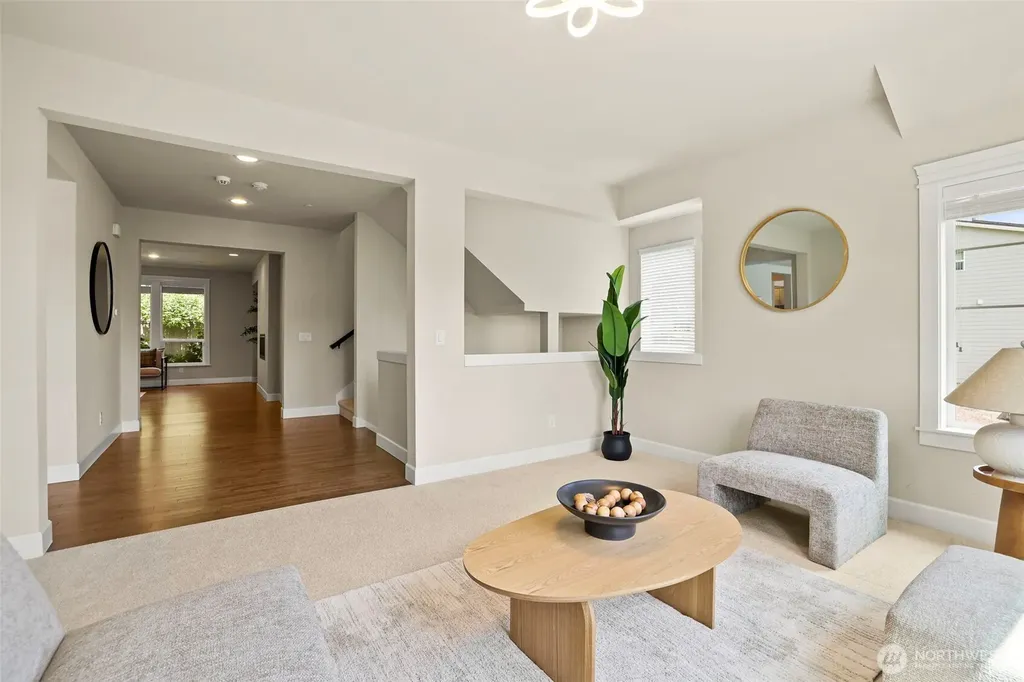 29 242nd Street SE Bothell WA 98021