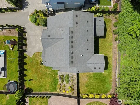29 242nd Street SE Bothell WA 98021