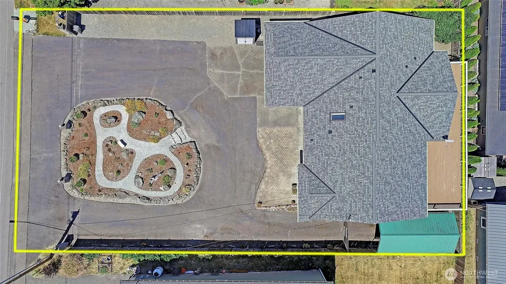 2891 Viewmont Place Camano Island WA 98282