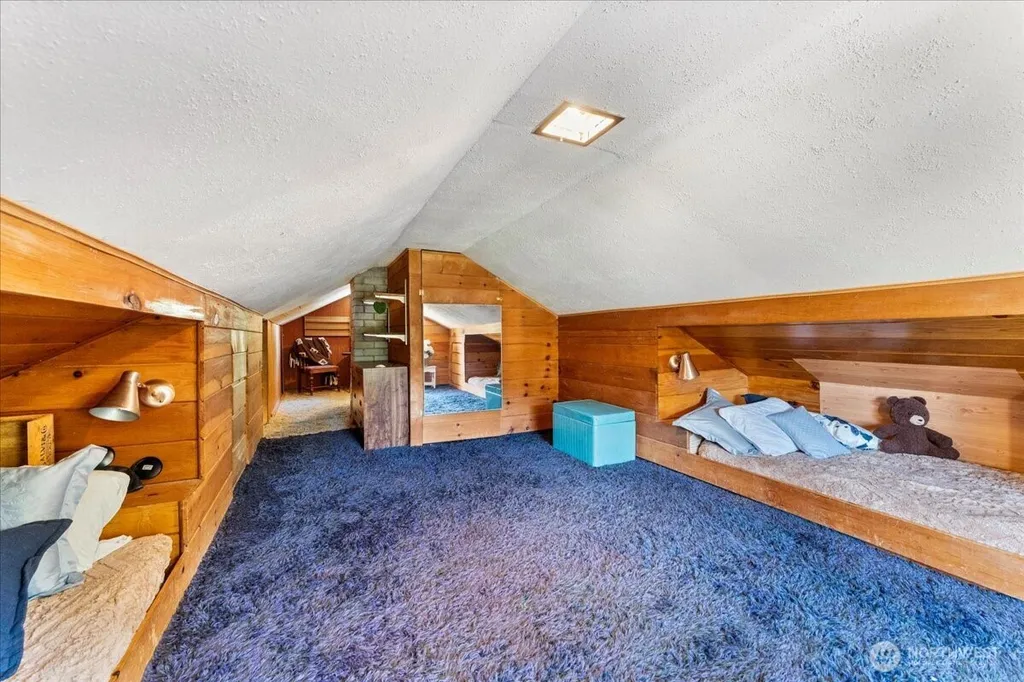 859 SW 132nd Street Burien WA 98146