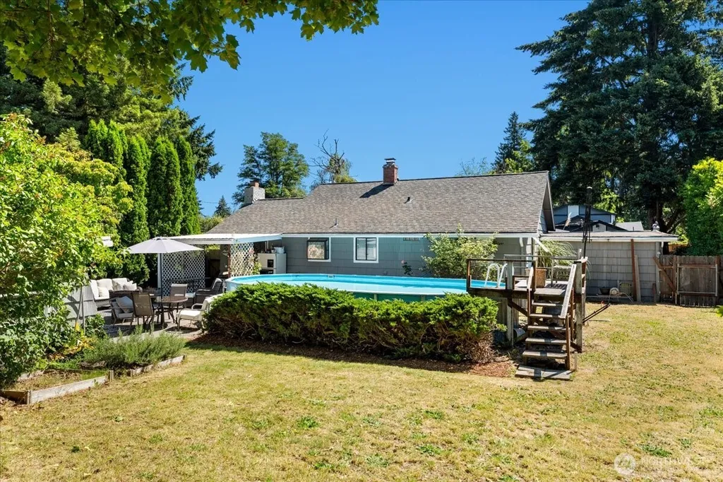 859 SW 132nd Street Burien WA 98146