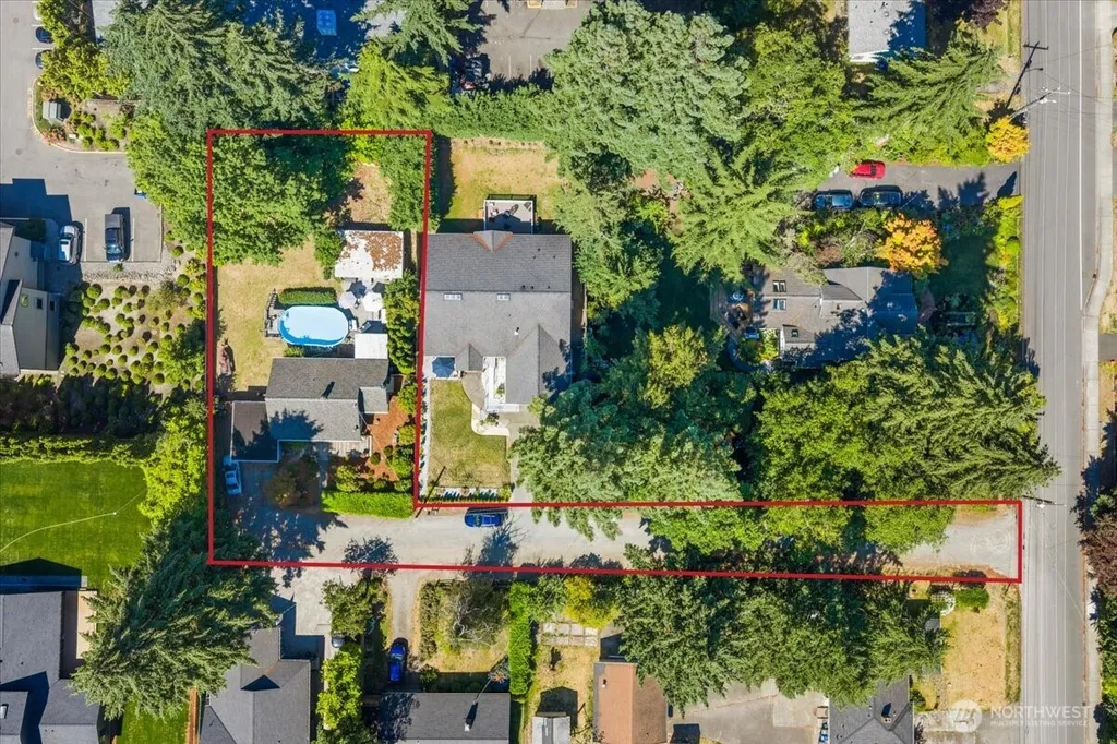 859 SW 132nd Street Burien WA 98146