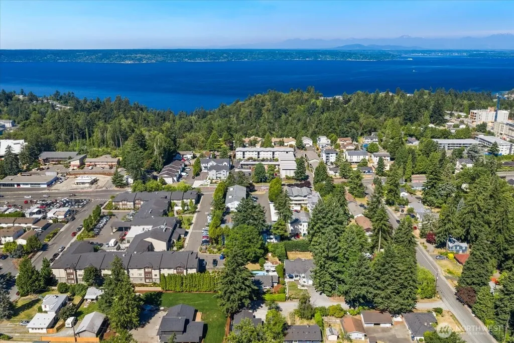 859 SW 132nd Street Burien WA 98146