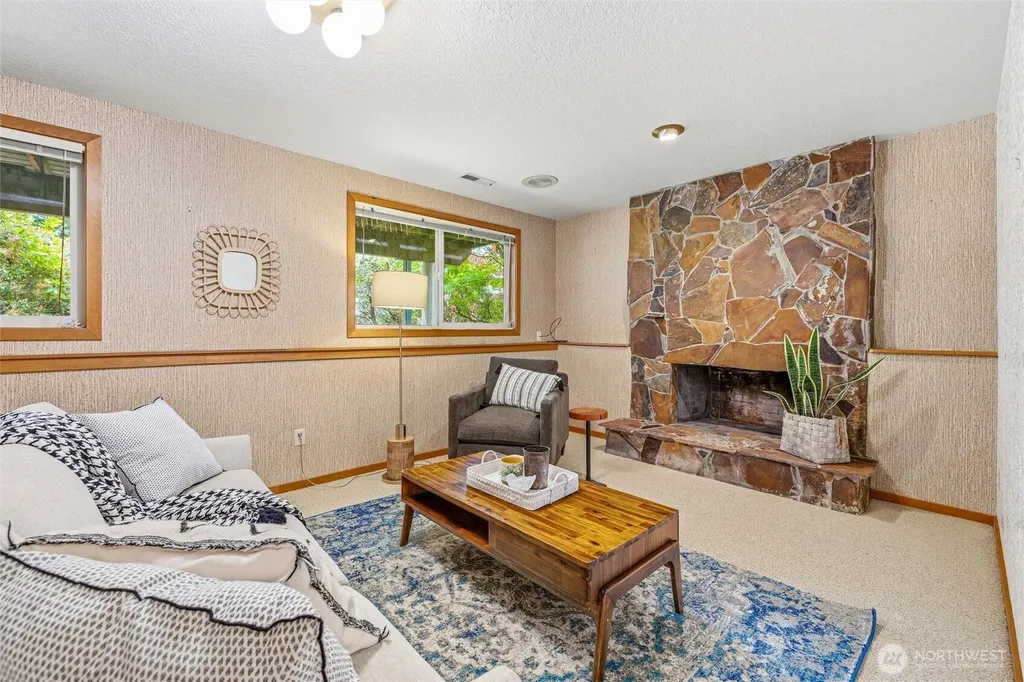 601 Clark Road Bellingham WA 98225