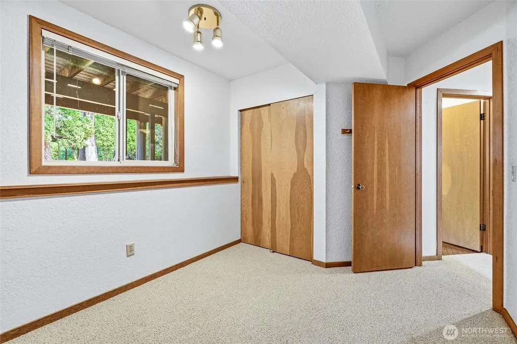601 Clark Road Bellingham WA 98225