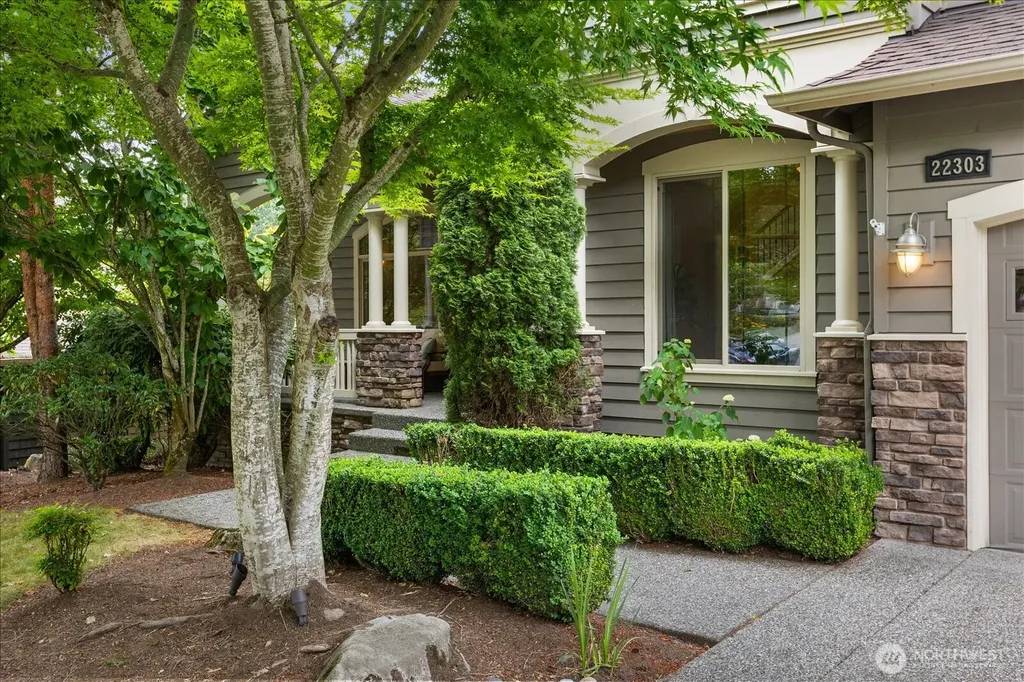 22303 1st Drive SE Bothell WA 98021