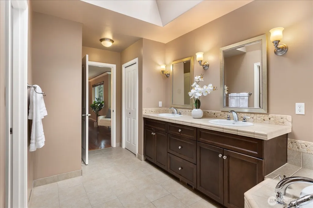22303 1st Drive SE Bothell WA 98021