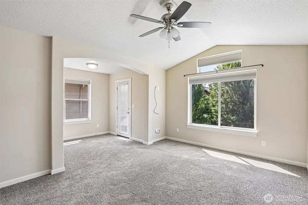146 NW 76th Street Vancouver WA 98665