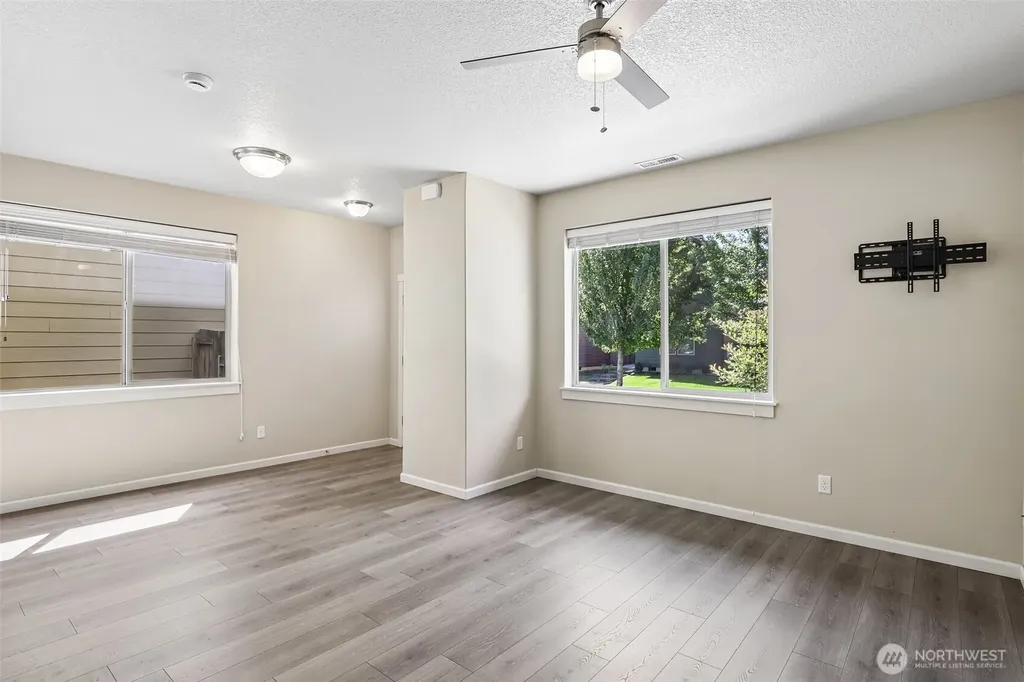 146 NW 76th Street Vancouver WA 98665