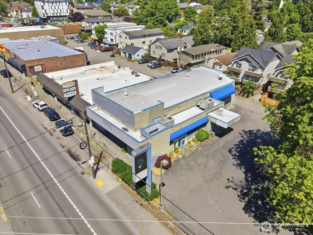 10310 Aurora Avenue N Seattle WA 98133