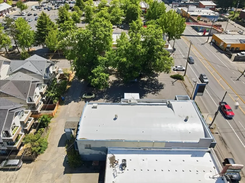 10310 Aurora Avenue N Seattle WA 98133