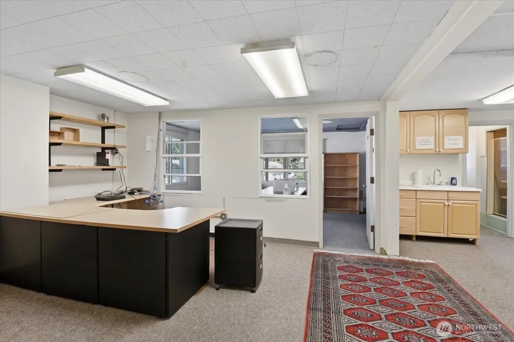 10310 Aurora Avenue N Seattle WA 98133