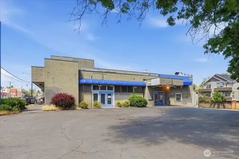 10310 Aurora Avenue N Seattle WA 98133