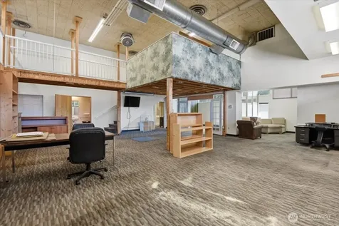 10310 Aurora Avenue N Seattle WA 98133