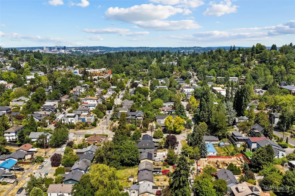 215 31st Avenue E Seattle WA 98112