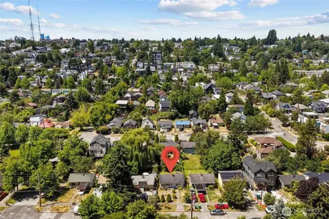 215 31st Avenue E Seattle WA 98112