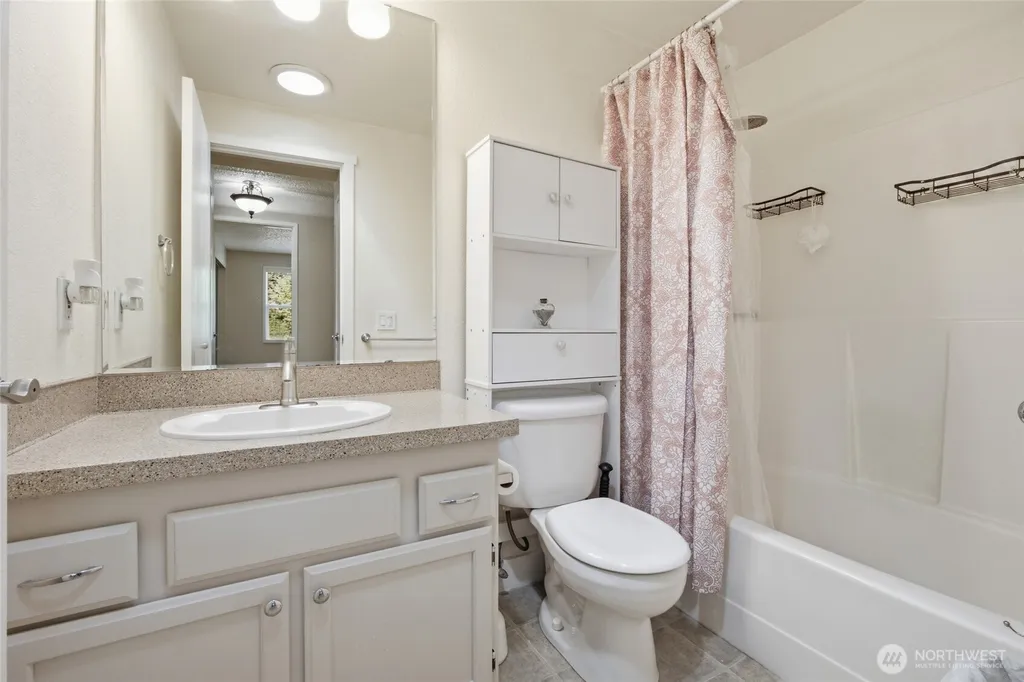 2731 Summerhill Court SW Tumwater WA 98512