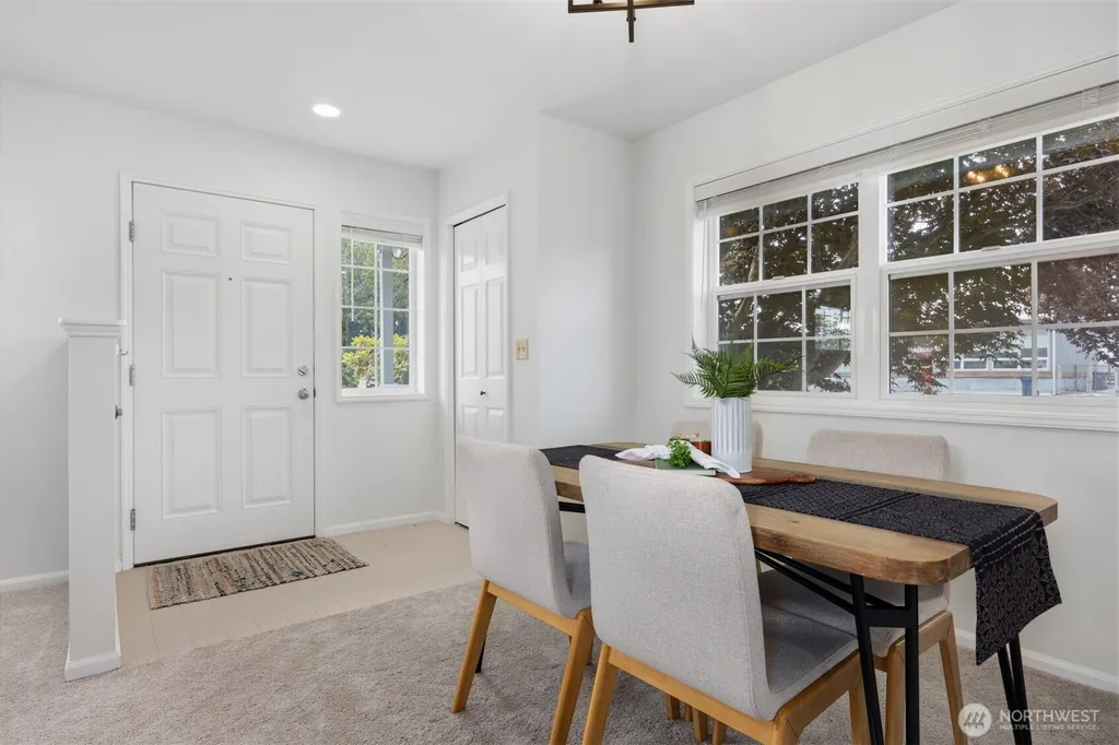 126 E Grover Street Lynden WA 98264