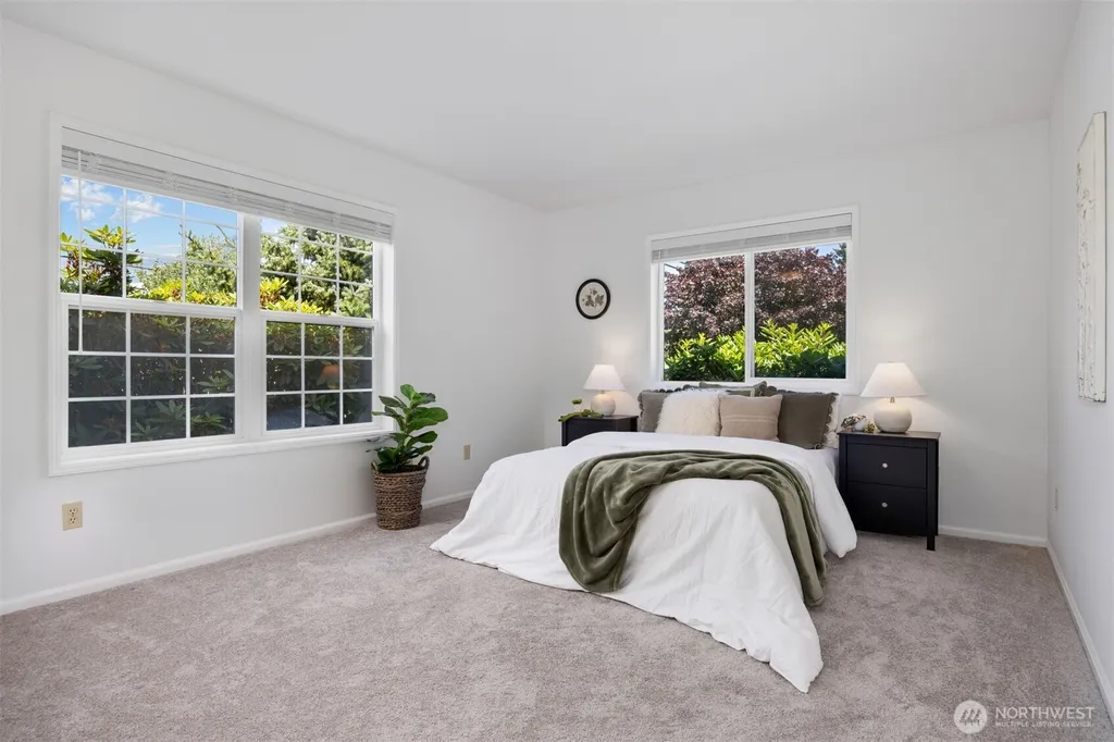 126 E Grover Street Lynden WA 98264
