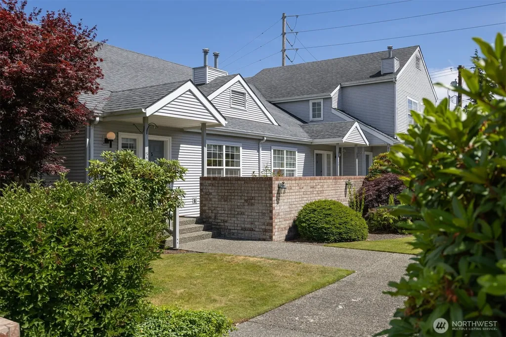 126 E Grover Street Lynden WA 98264
