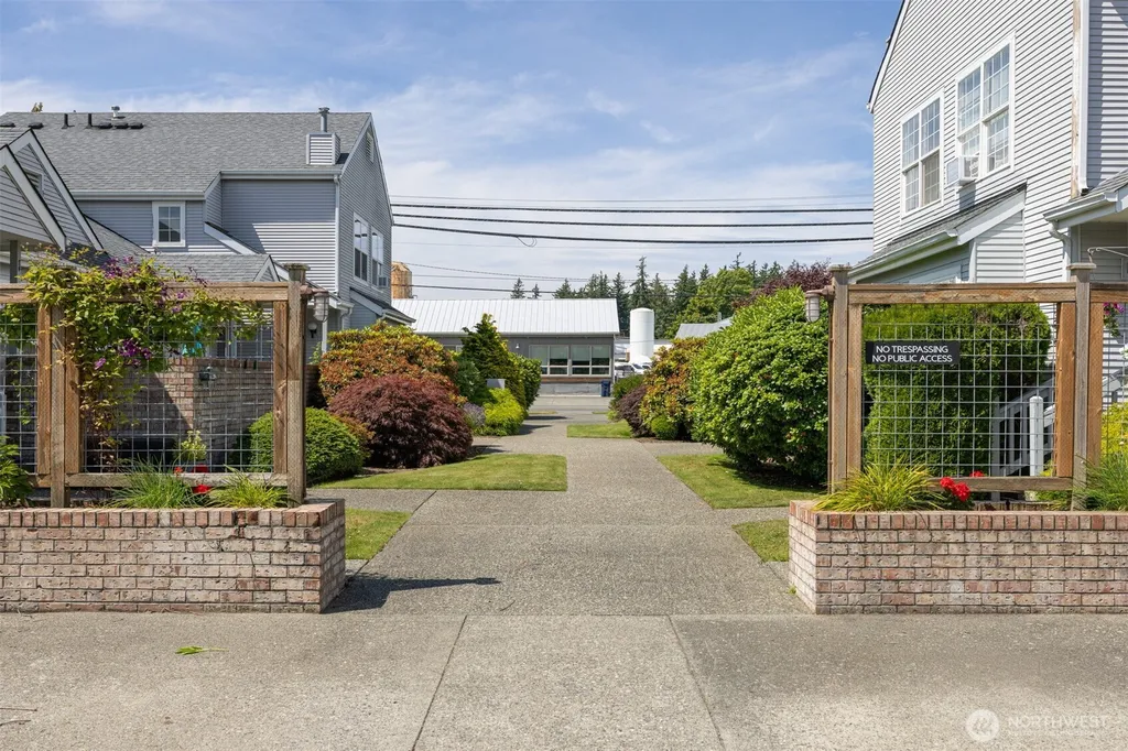 126 E Grover Street Lynden WA 98264