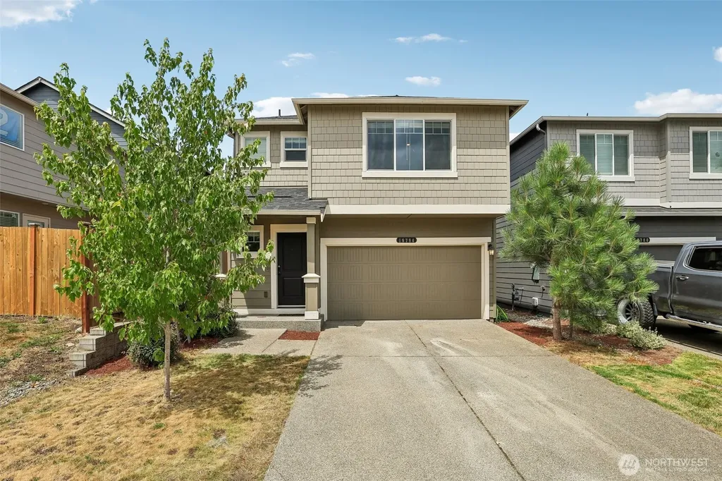 18784 108th Avenue E Puyallup WA 98374