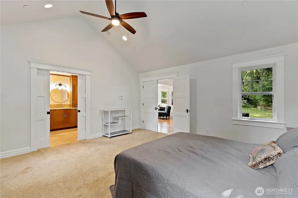 25327 NE 67th Place Redmond WA 98053