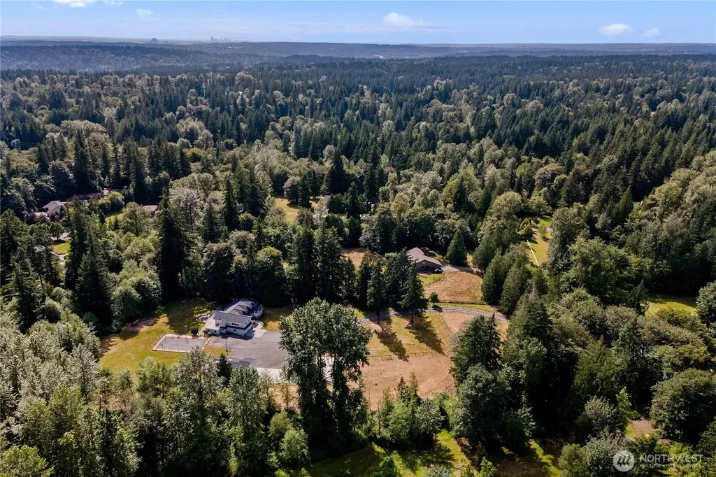 25327 NE 67th Place Redmond WA 98053