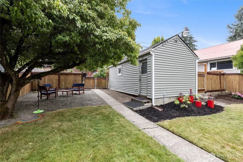 4212 N 27th Tacoma WA 98407