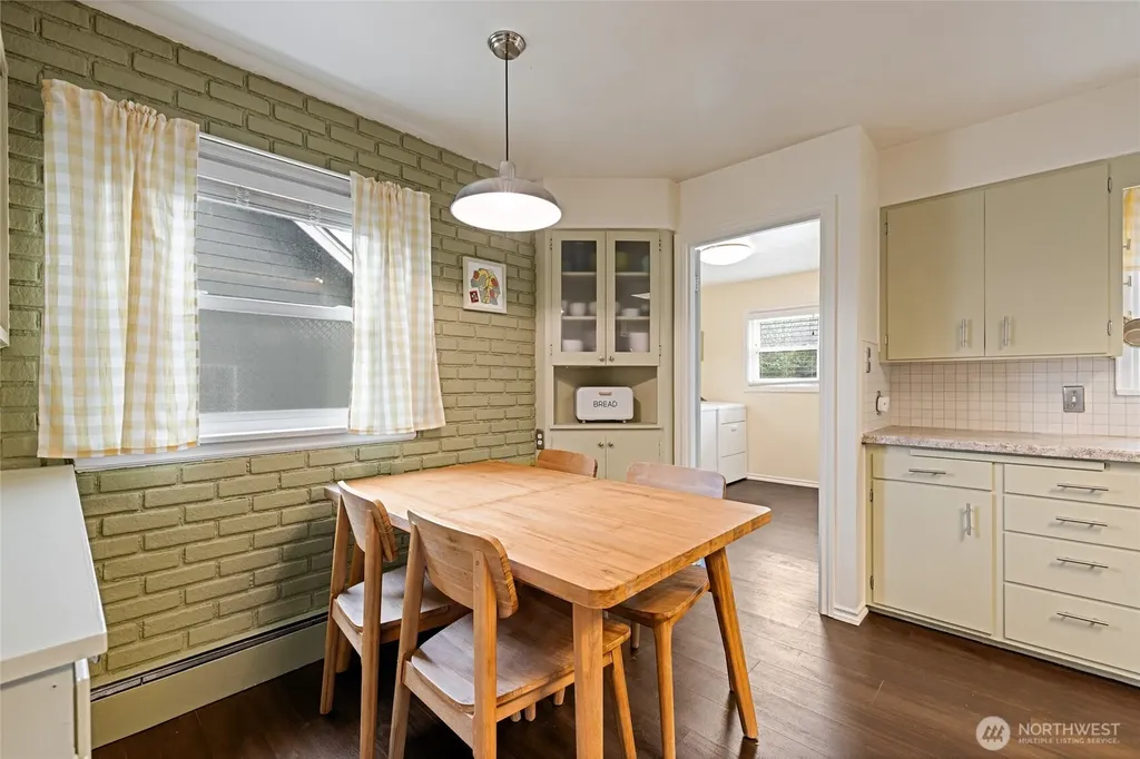4212 N 27th Tacoma WA 98407