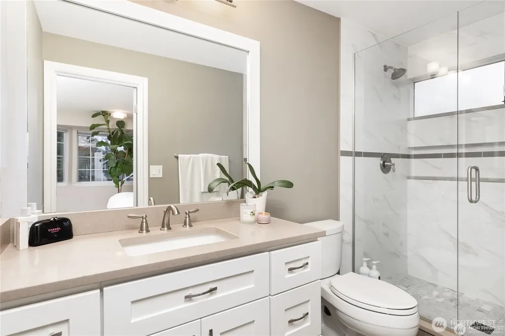 6304 110th Avenue NE Kirkland WA 98033
