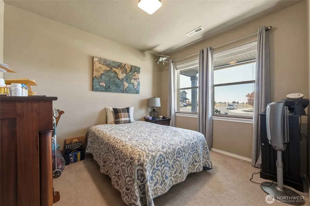 1471 SW Greeley Street College Place WA 99324
